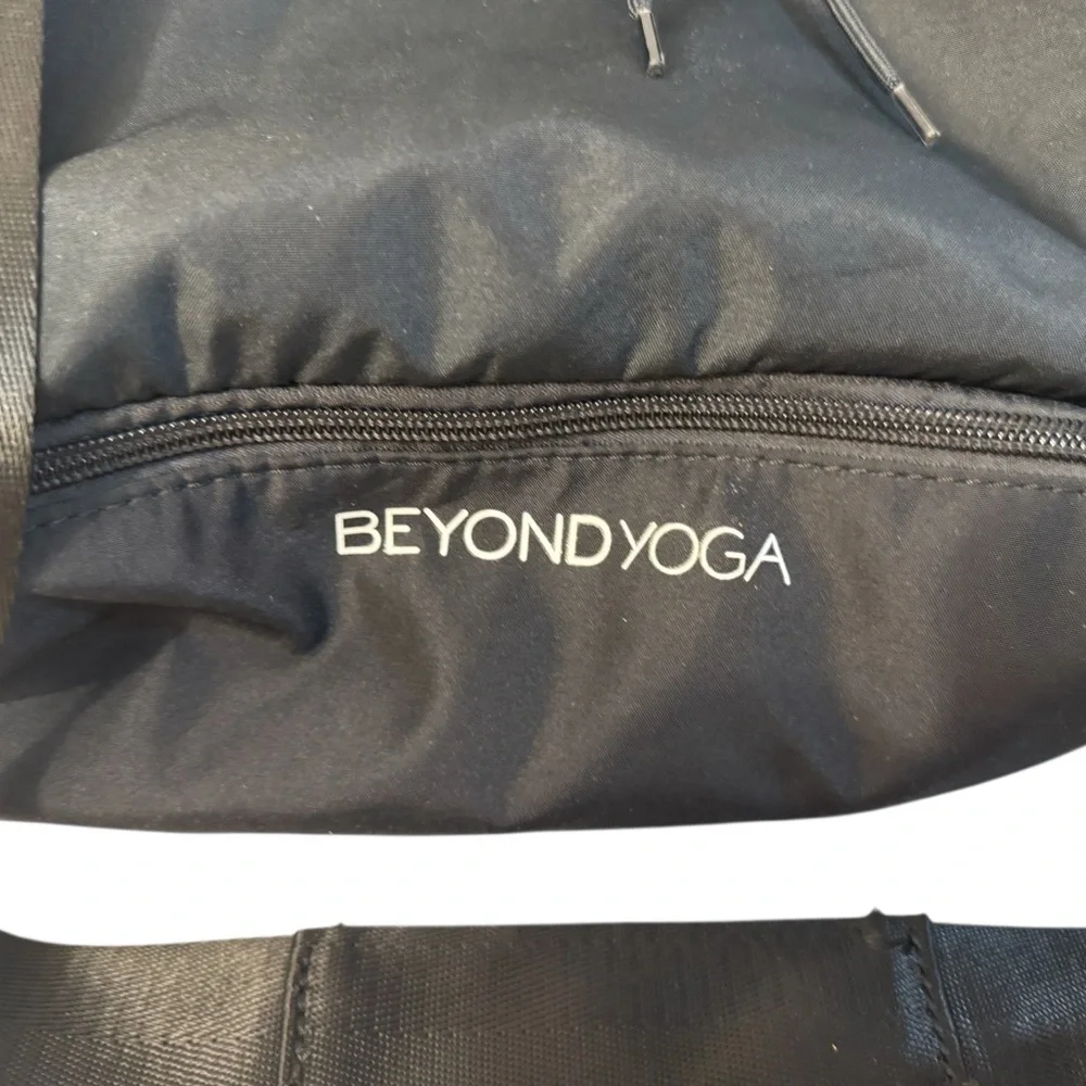 Beyond Yoga Black Convertible Gym Bag Backpack Tote